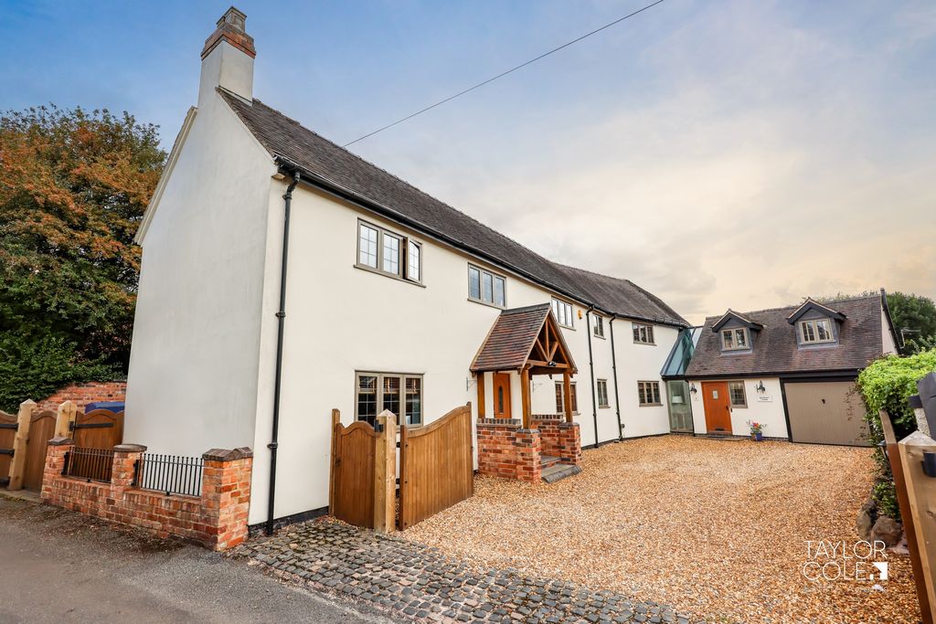 6 bed detached house for saleBotts Lane, Appleby Magna, Swadlincote DE12