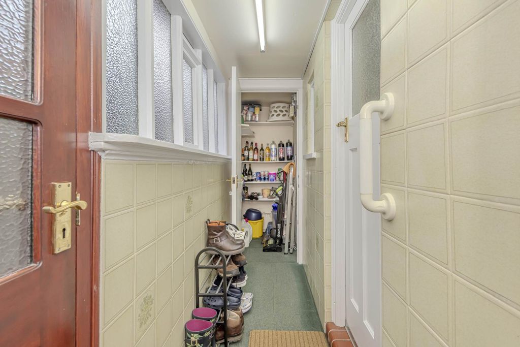 Additional image 9 of 4 bed detached house for saleChell Green Avenue, Stoke On Trent ST6