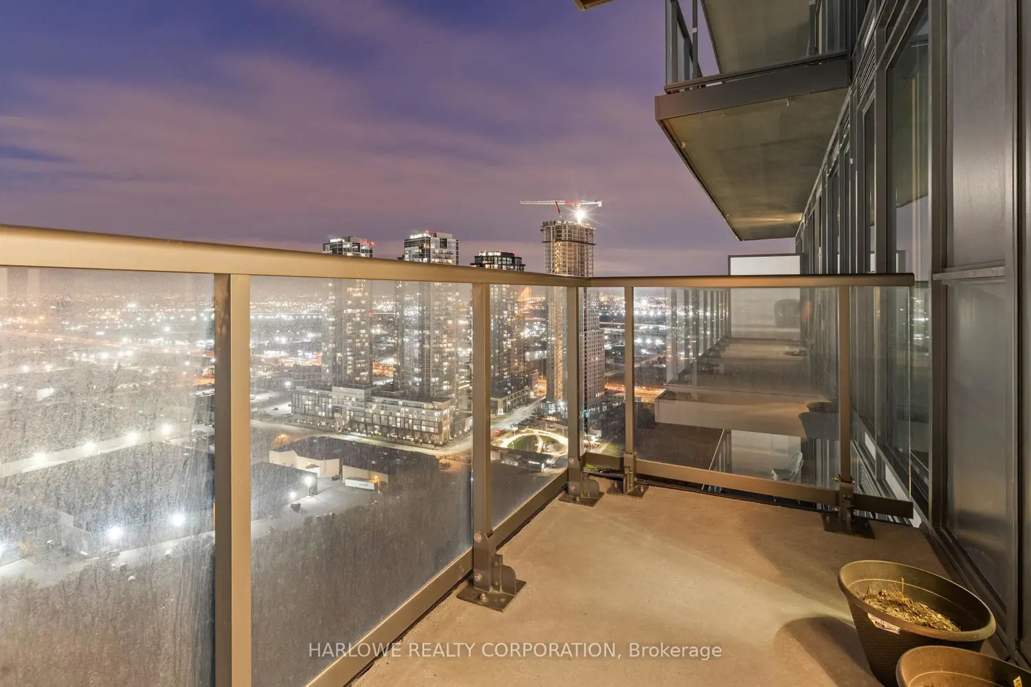 7895 Jane Street 3118