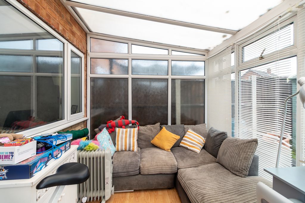 Additional image 14 of 3 bed semi-detached house for saleHayworth Close, Tamworth B79