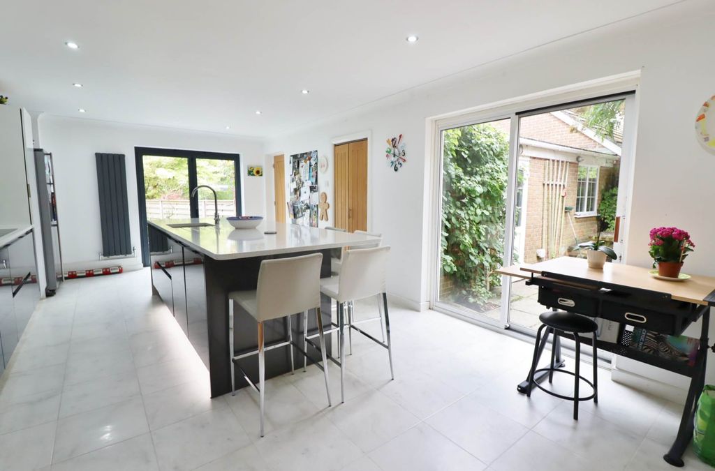 Additional image 2 of 4 bed detached house for saleWinterbourne Monkton, Swindon SN4