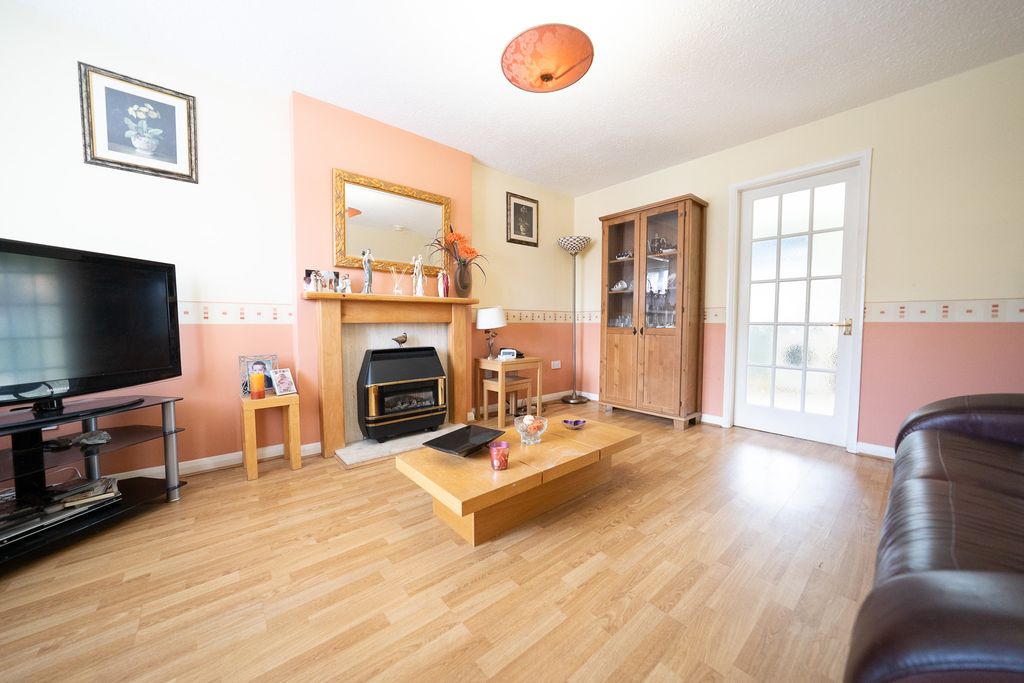 Additional image 3 of 3 bed semi-detached house for saleCentury Court, Leicester, Leicestershire LE5