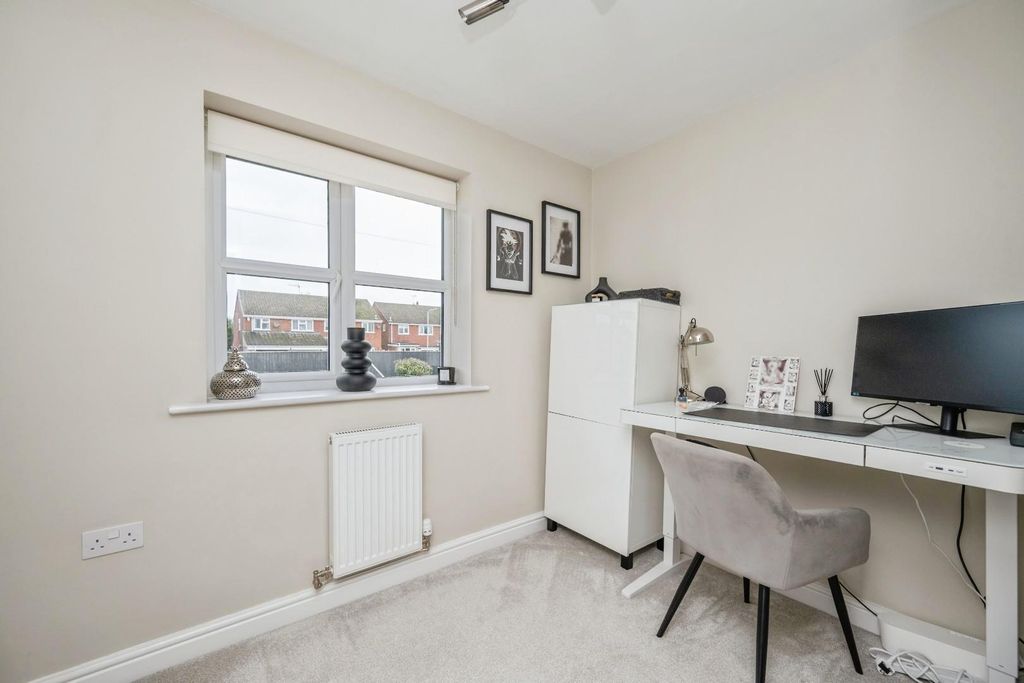 Additional image 22 of 4 bed detached house for saleCroft Close, Two Gates, Tamworth B77