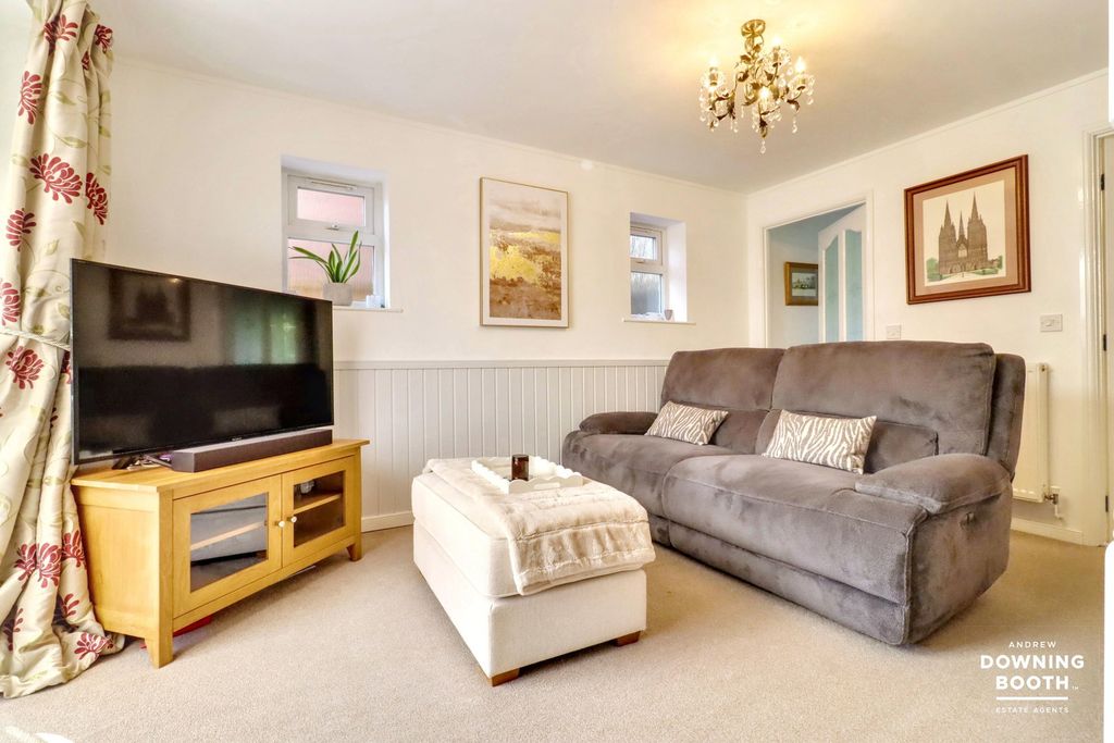 Additional image 4 of 2 bed end terrace house for saleWalnut Walk, Lichfield WS13