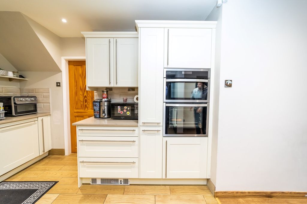 Additional image 15 of 3 bed detached house for saleForest Rise, Thurnby, Leicester LE7