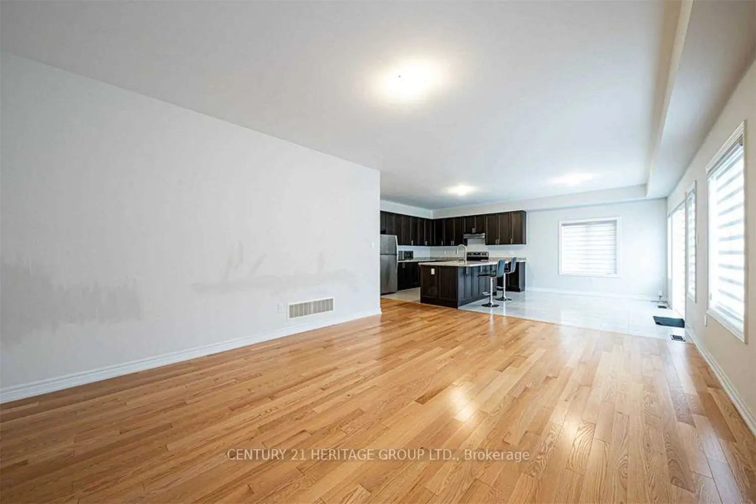 Additional image 9 of 959 Larter Street