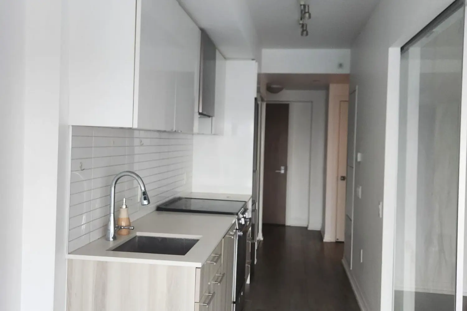 Additional image 8 of 251 Jarvis Street 2401