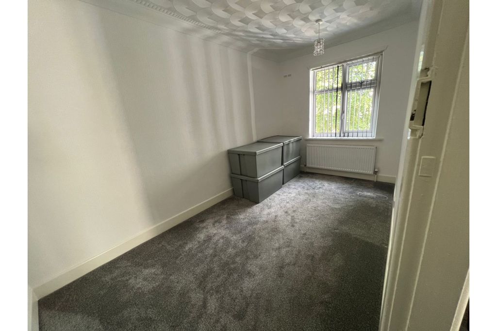 Additional image 24 of 4 bed semi-detached house for saleSpencefield Lane, Leicester LE5