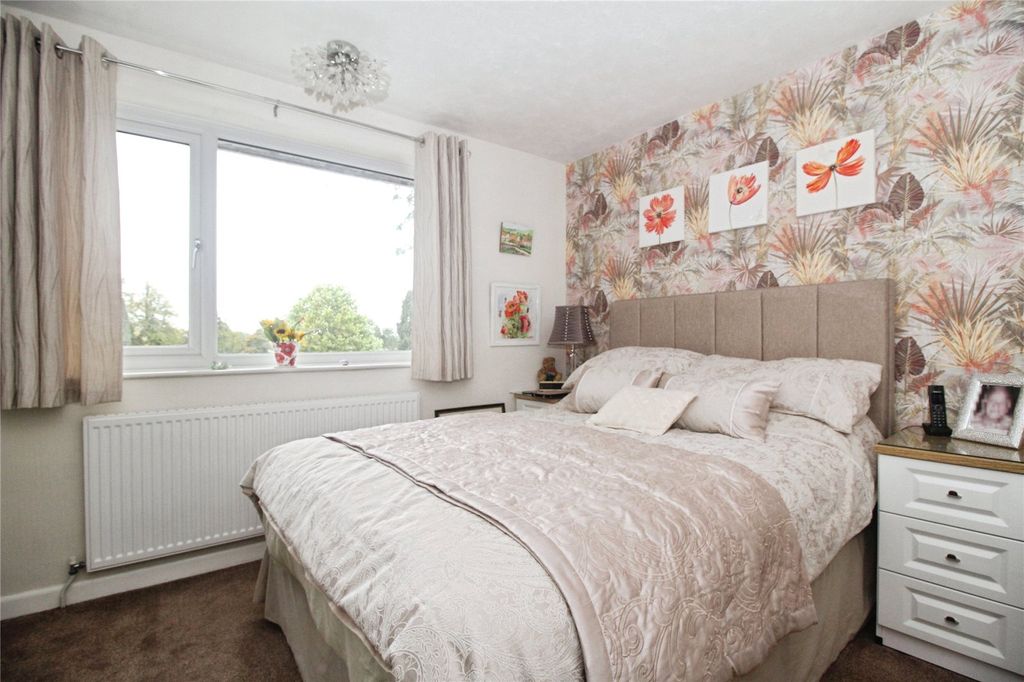 Additional image 9 of 3 bed semi-detached house for saleDean Close, Hinckley, Leicestershire LE10