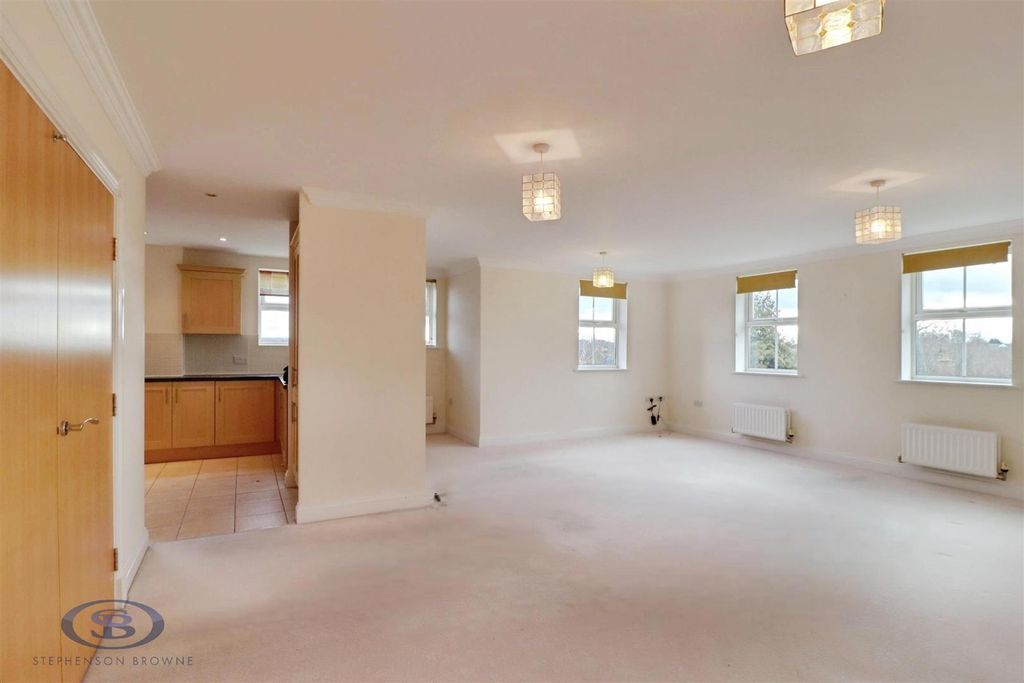 Additional image 4 of 3 bed flat for saleAshbourne Drive, Weston, Crewe CW2