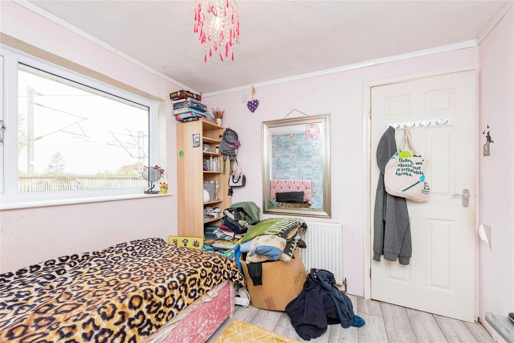 Additional image 12 of 3 bed semi-detached house for saleChadswell Heights, Lichfield, Staffordshire WS13