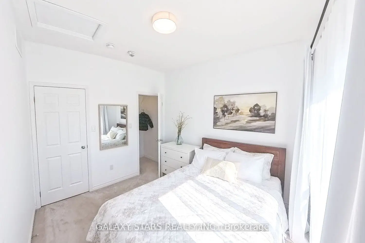 Additional image 15 of 1050 Elton Way 8