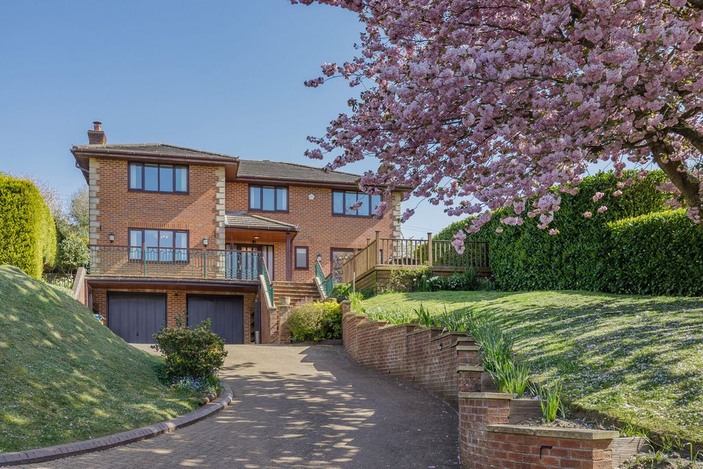 5 bed detached house for saleWilmore Hill Lane Hopton Stafford, Staffordshire ST18