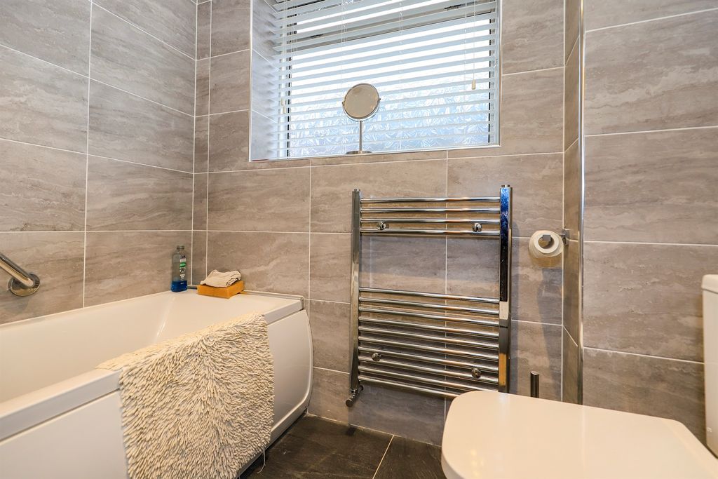 Additional image 5 of 3 bed detached house for saleWheathill Close, Wolverhampton WV4