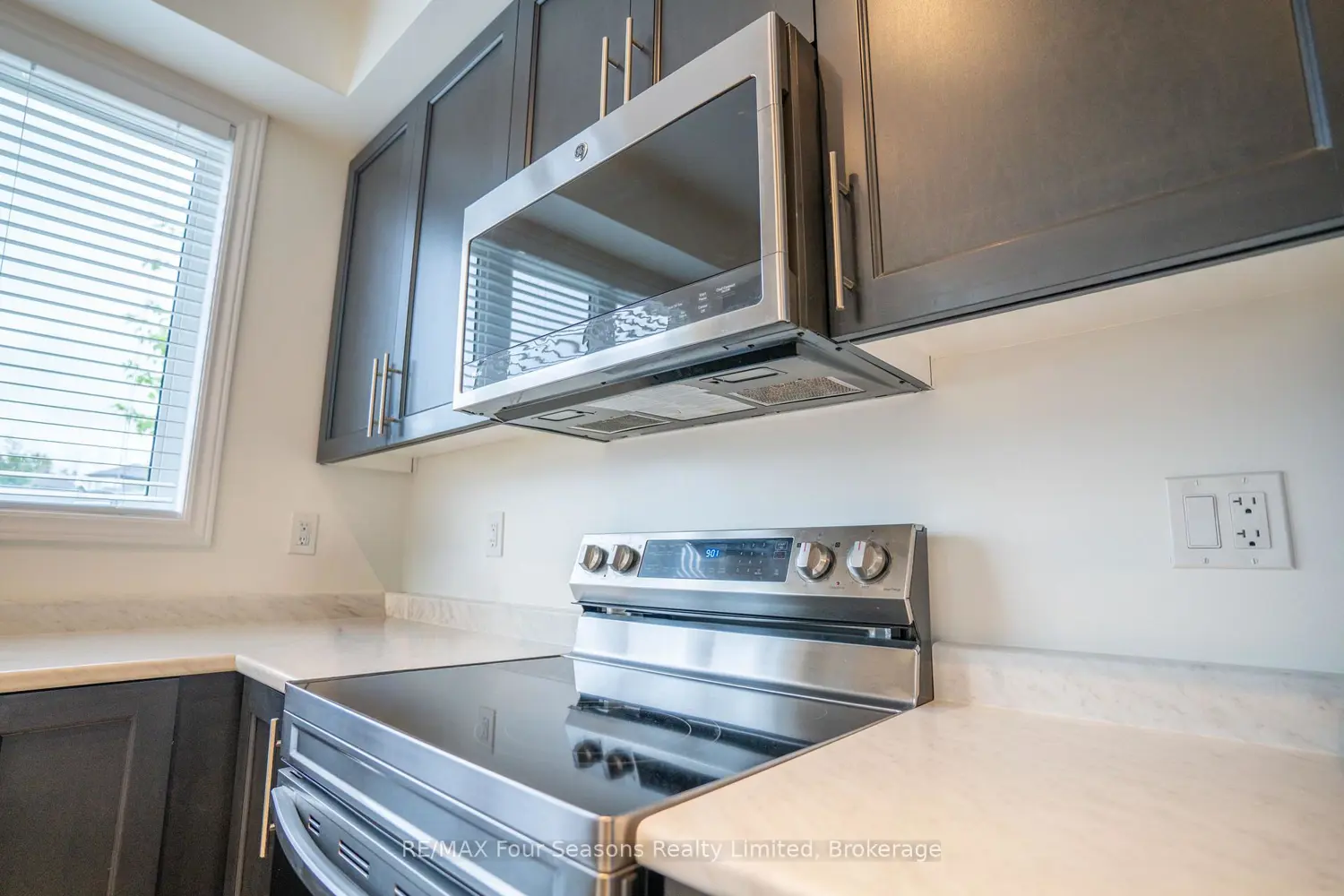 Additional image 16 of 42 Lett Avenue