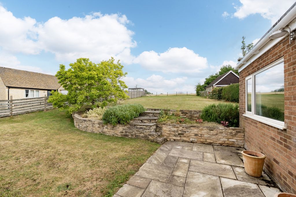 Additional image 4 of 4 bed detached house for saleMain Street, Belmesthorpe, Stamford, Lincolnshire PE9