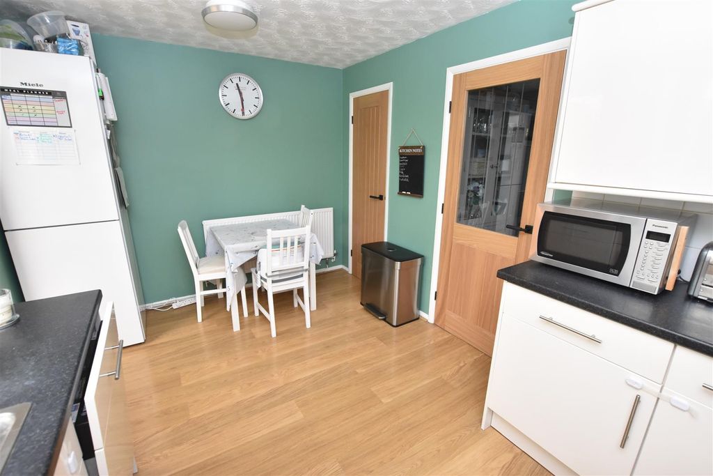 Additional image 8 of 3 bed semi-detached house for saleSwann Close, North Luffenham, Oakham LE15