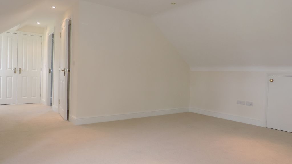Additional image 10 of 5 bed detached house for saleNoray Close, Leicester, Leicestershire LE5