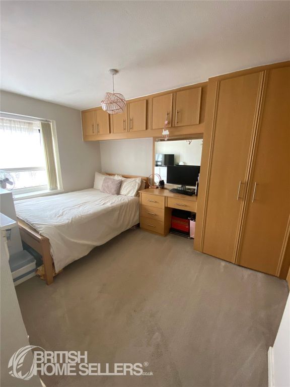 Additional image 16 of 3 bed flat for salePluto Close, Leicester, Leicestershire LE2