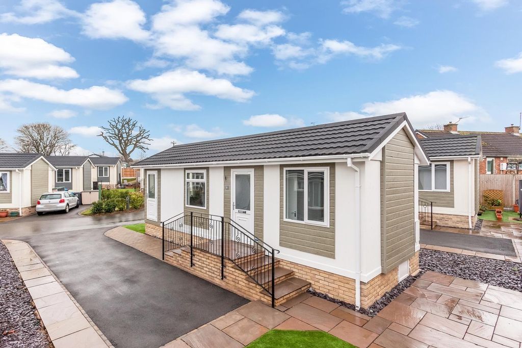 Additional image 3 of 1 bed mobile/park home for saleNew Road, Featherstone, Wolverhampton WV10
