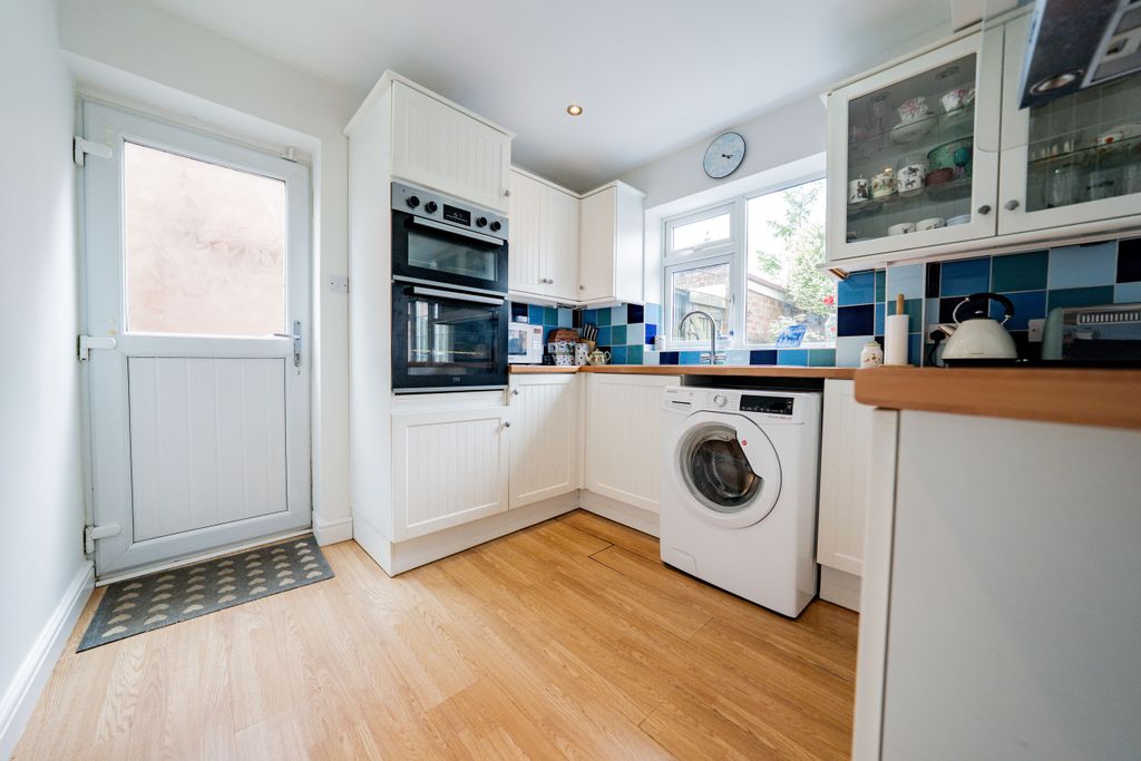 Additional image 5 of 3 bed detached house for saleThe Osiers, Braunstone, Leicester, Leicestershire LE3