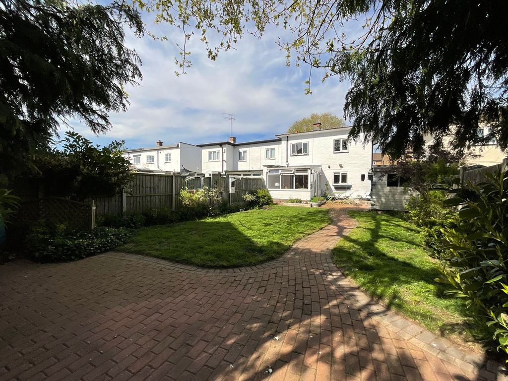3 bed semi-detached house for saleMerrivale Road, Stafford ST17