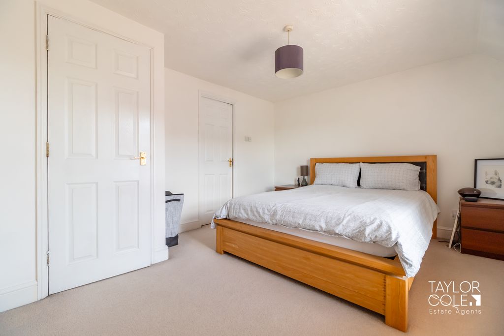 Additional image 16 of 4 bed terraced house for saleKensington Drive, Tamworth B79