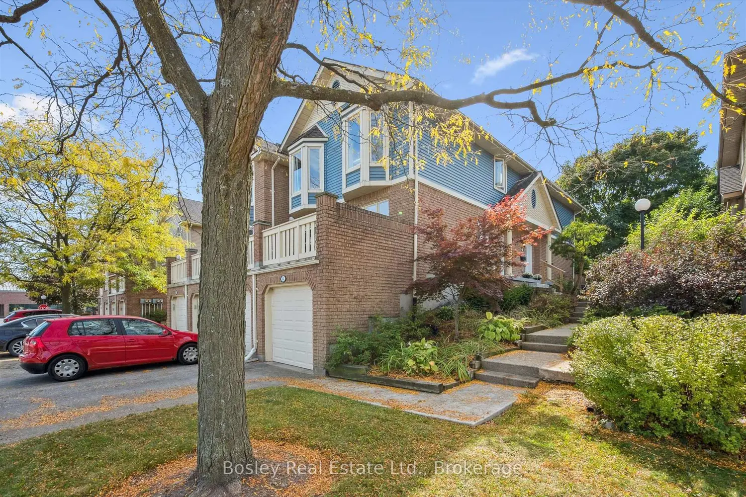 Additional image 19 of 941 Gordon Street 64