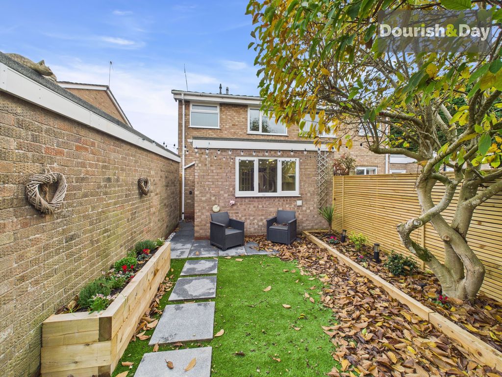 Additional image 4 of 3 bed semi-detached house for saleWycherwood Gardens, Stafford ST17