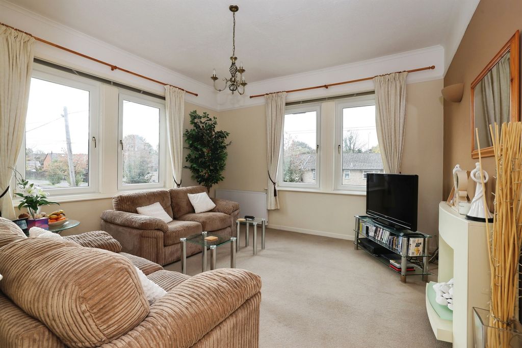 1 bed flat for saleAndover Road, Ludgershall, Andover SP11