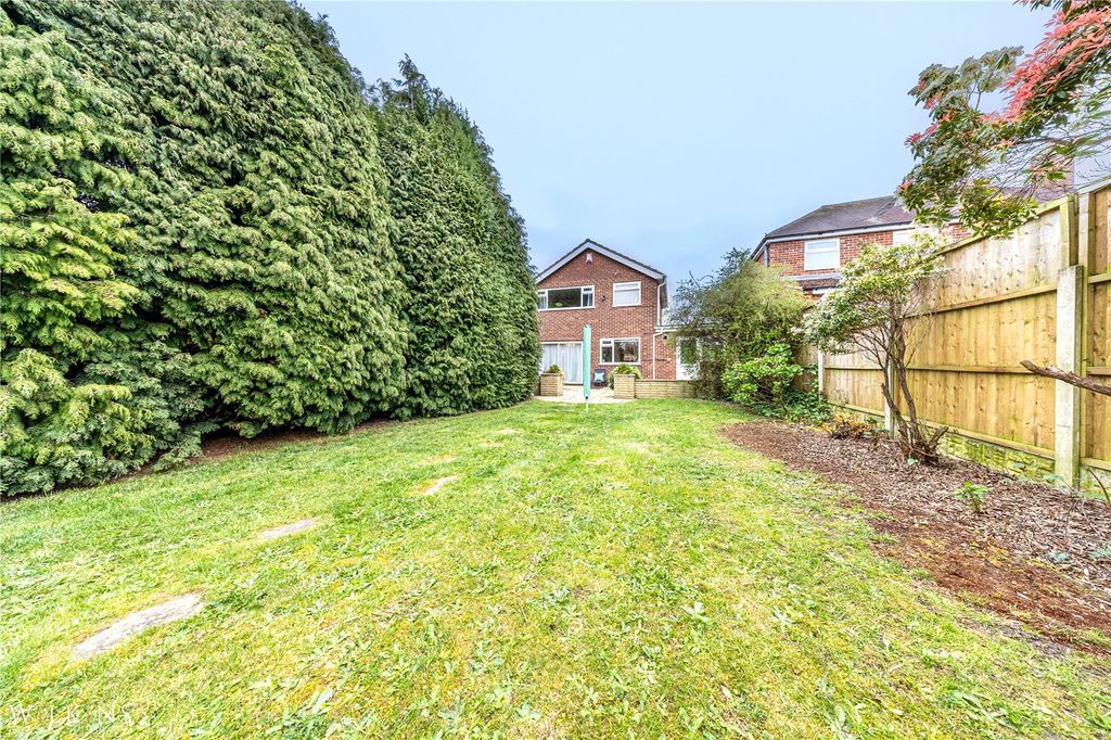 Additional image 27 of 3 bed detached house for saleDosthill Road, Two Gates, Tamworth, Staffordshire B77