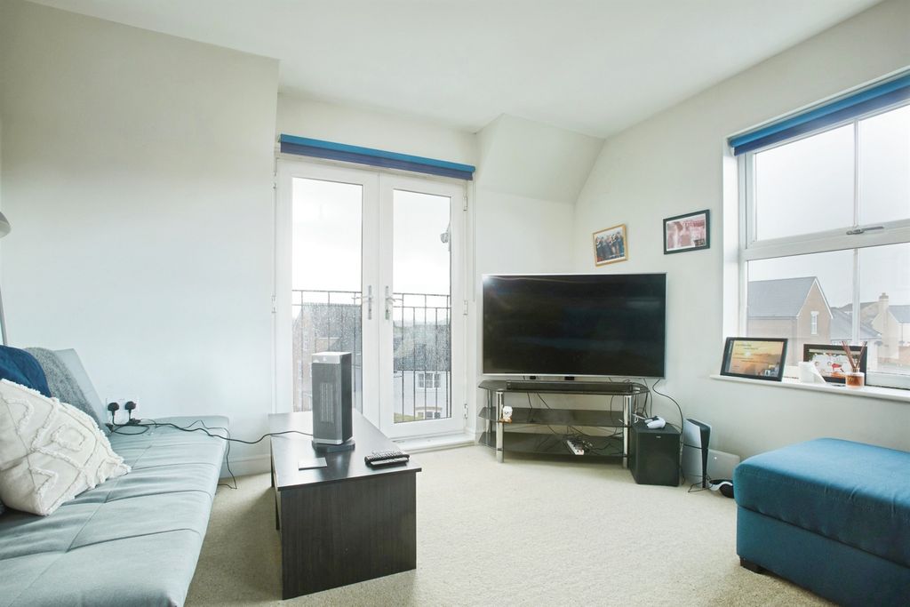 Additional image 7 of 2 bed flat for salePilgrims Way, Laverstock, Salisbury SP1