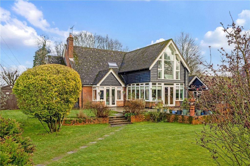 5 bed detached house for saleLittleworth, Pewsey, Wiltshire SN9