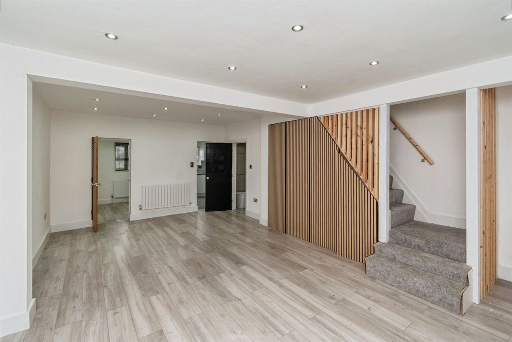 Additional image 4 of 3 bed semi-detached house for saleBroadway, Hednesford, Cannock WS12