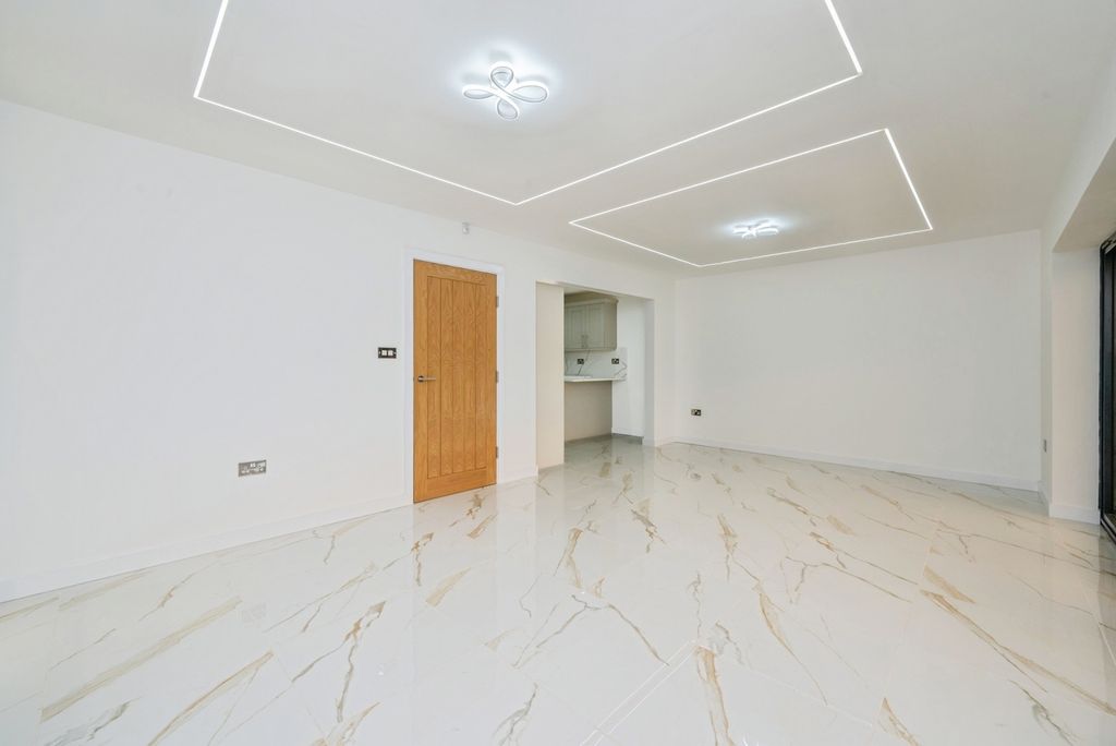 Additional image 19 of 5 bed detached house for saleHockley Road, Wilnecote, Tamworth, Staffordshire B77