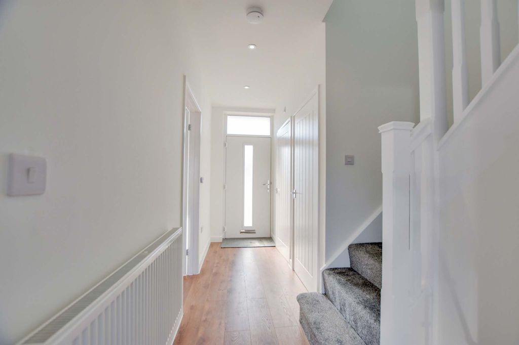 Additional image 2 of 3 bed terraced house for saleGipsy Lane, Leicester LE4
