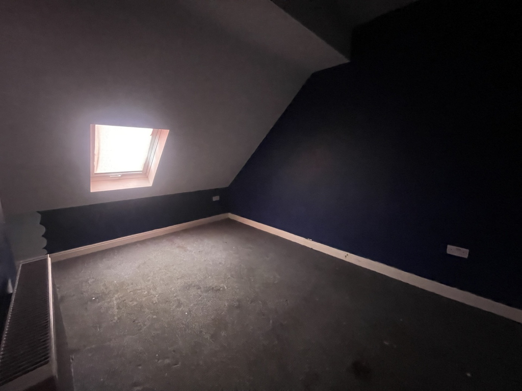 Additional image 7 of 2 bed flat for sale6 The Courtyard, Beasley Avenue, Newcastle Under Lyme, Staffordshire ST5