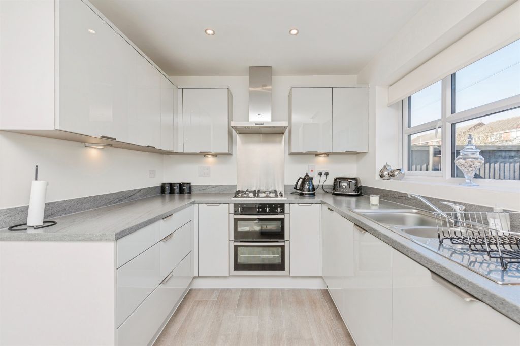 Additional image 3 of 4 bed detached house for saleCroft Close, Two Gates, Tamworth B77