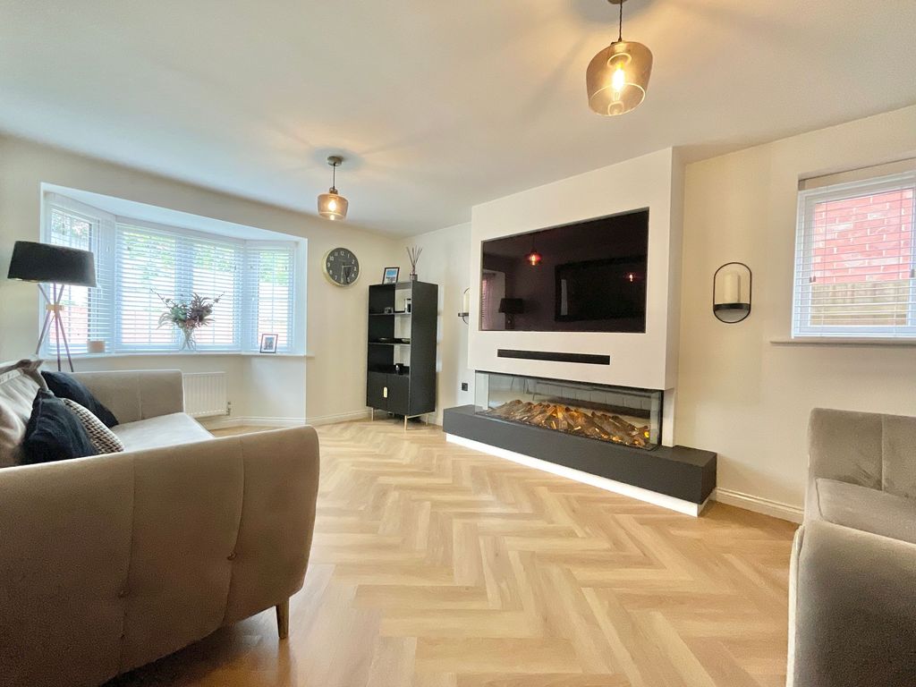 Additional image 3 of 4 bed detached house for saleBriar Gardens, Loggerheads TF9