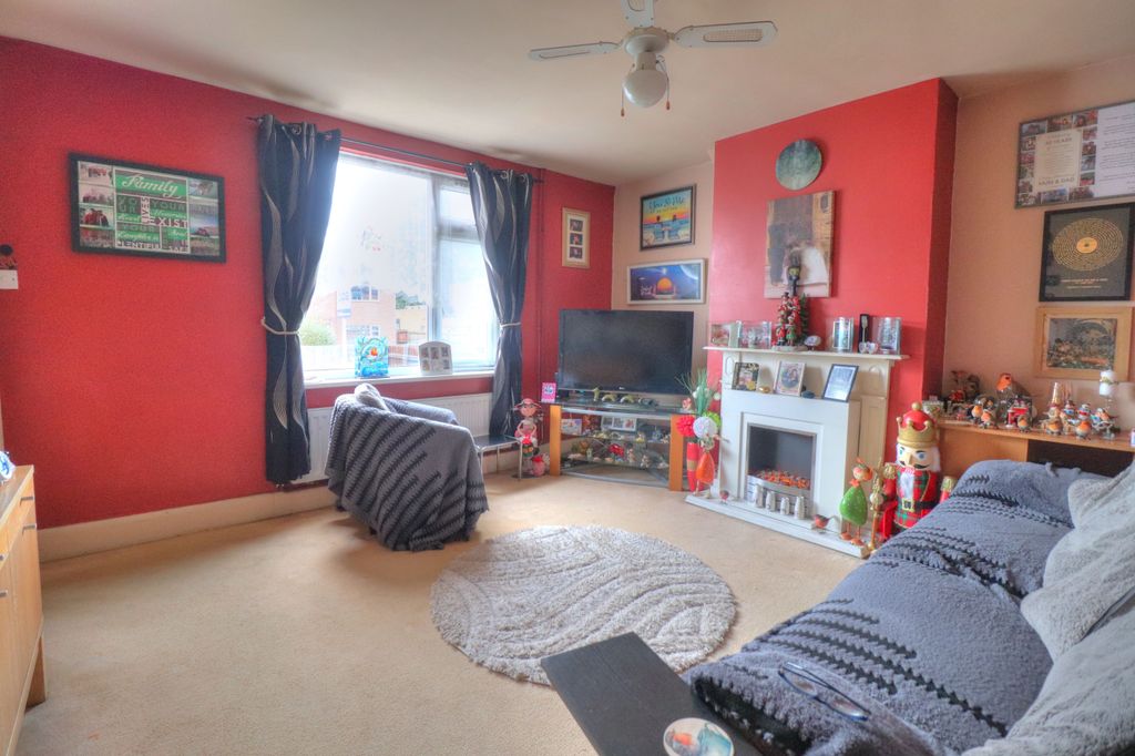 Additional image 8 of 3 bed semi-detached house for saleWanlip Lane, Birstall, Leicester LE4