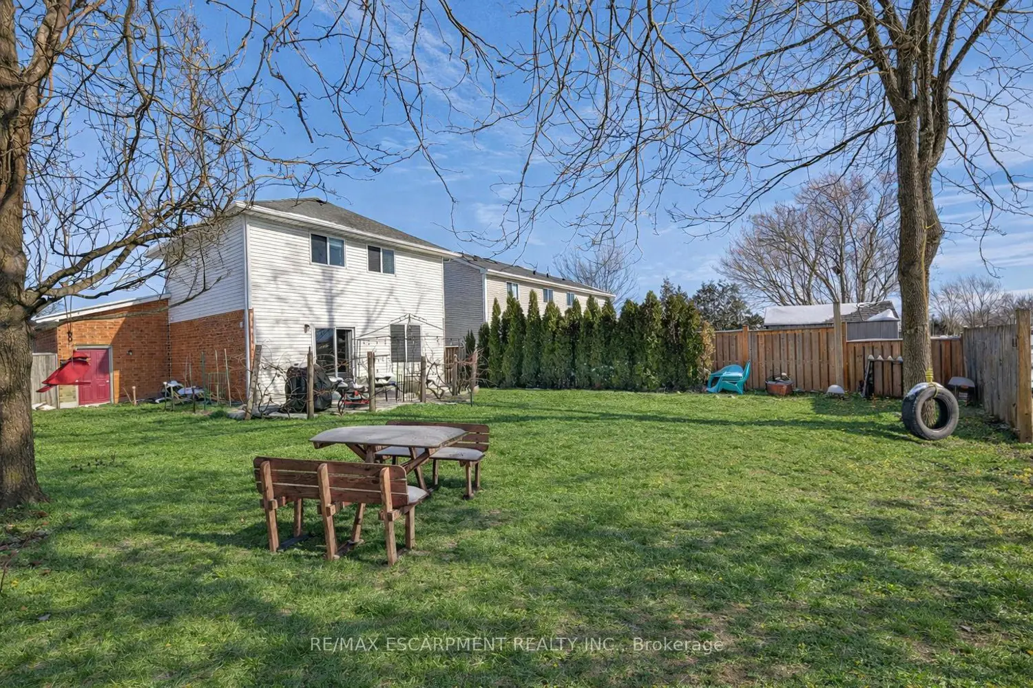 4996 Greenlane Road photo 2