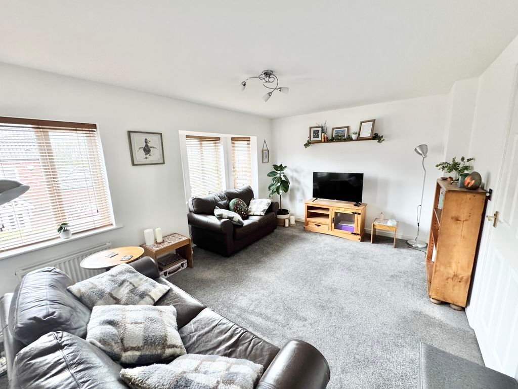 Additional image 2 of 3 bed town house for saleDarwin Crescent, Loughborough LE11
