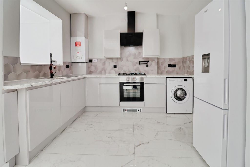 Additional image 7 of 4 bed semi-detached house for saleLower Milehouse Lane, Newcastle ST5