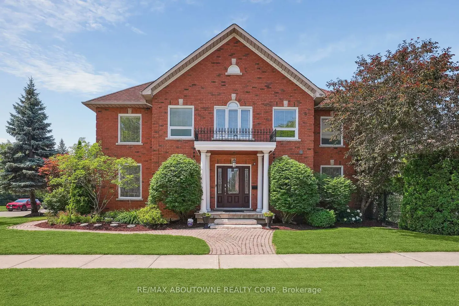 1424 The Links Drive