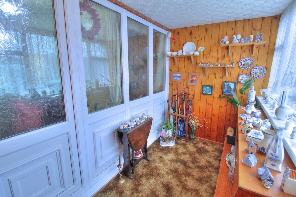Additional image 8 of 3 bed semi-detached house for saleBrook Street, Kingswinford DY6