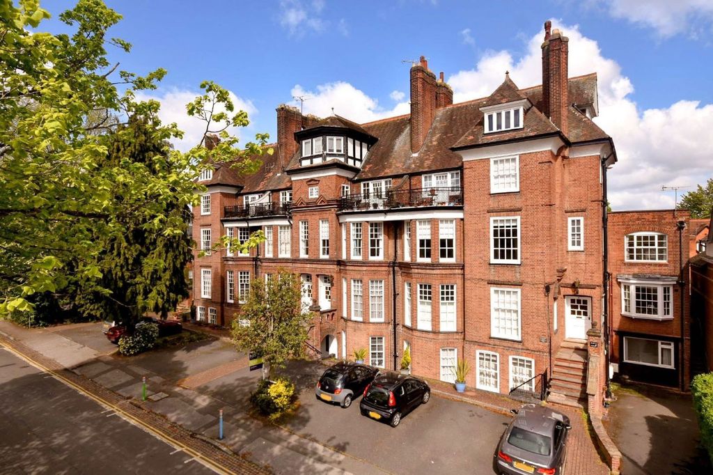 1 bed flat for saleStoneygate Road, Leicester LE2