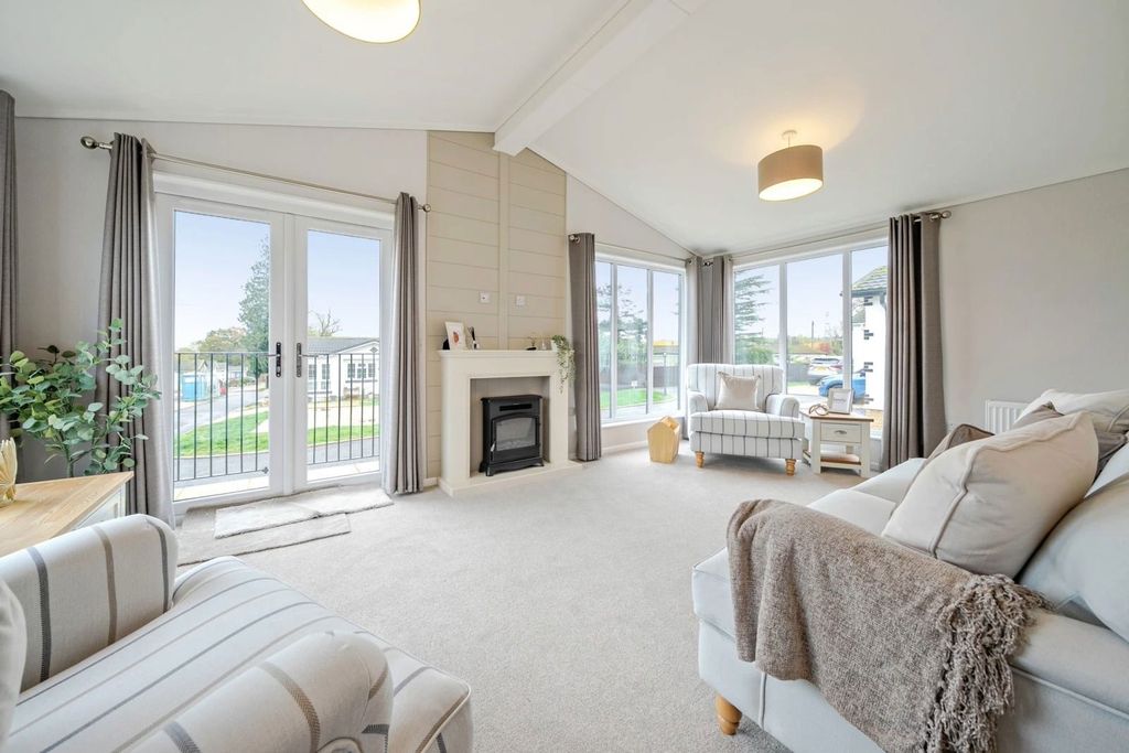 Additional image 2 of 2 bed mobile/park home for saleThe Park, Ranksborough Hall Park, Langham, Oakham, Rutland LE15