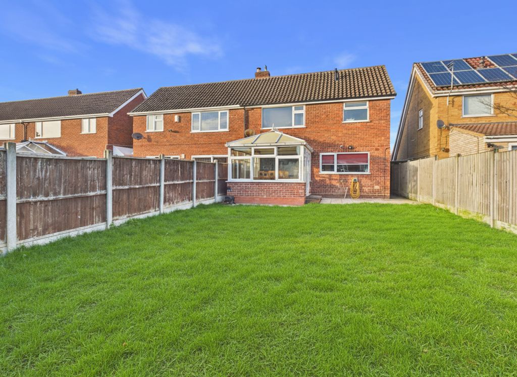 Additional image 3 of 4 bed semi-detached house for saleReindeer Road, Fazeley, Tamworth B78