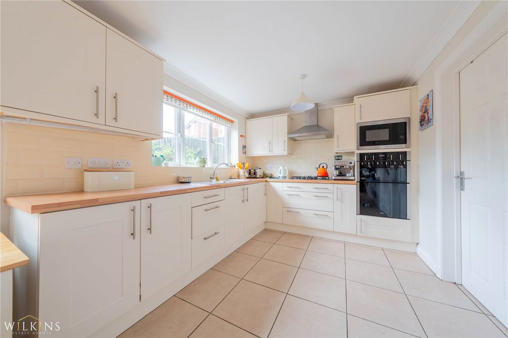 Additional image 6 of 4 bed detached house for saleDumolos Lane, Glascote, Tamworth, Staffordshire B77