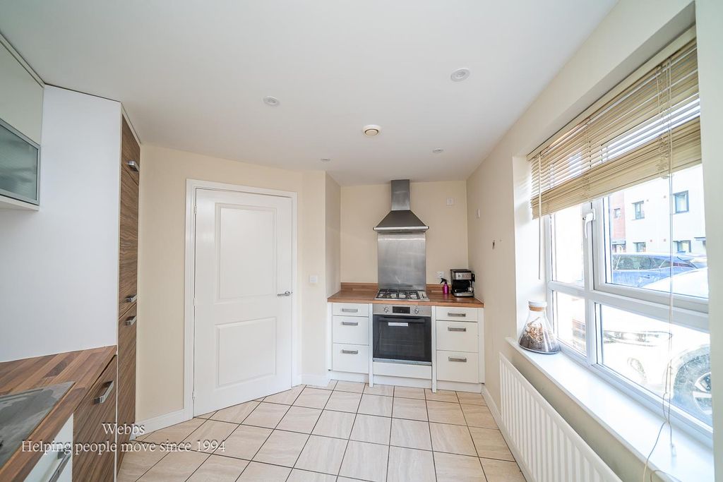 Additional image 8 of 2 bed flat for saleStrawberry Lane, Lichfield WS14